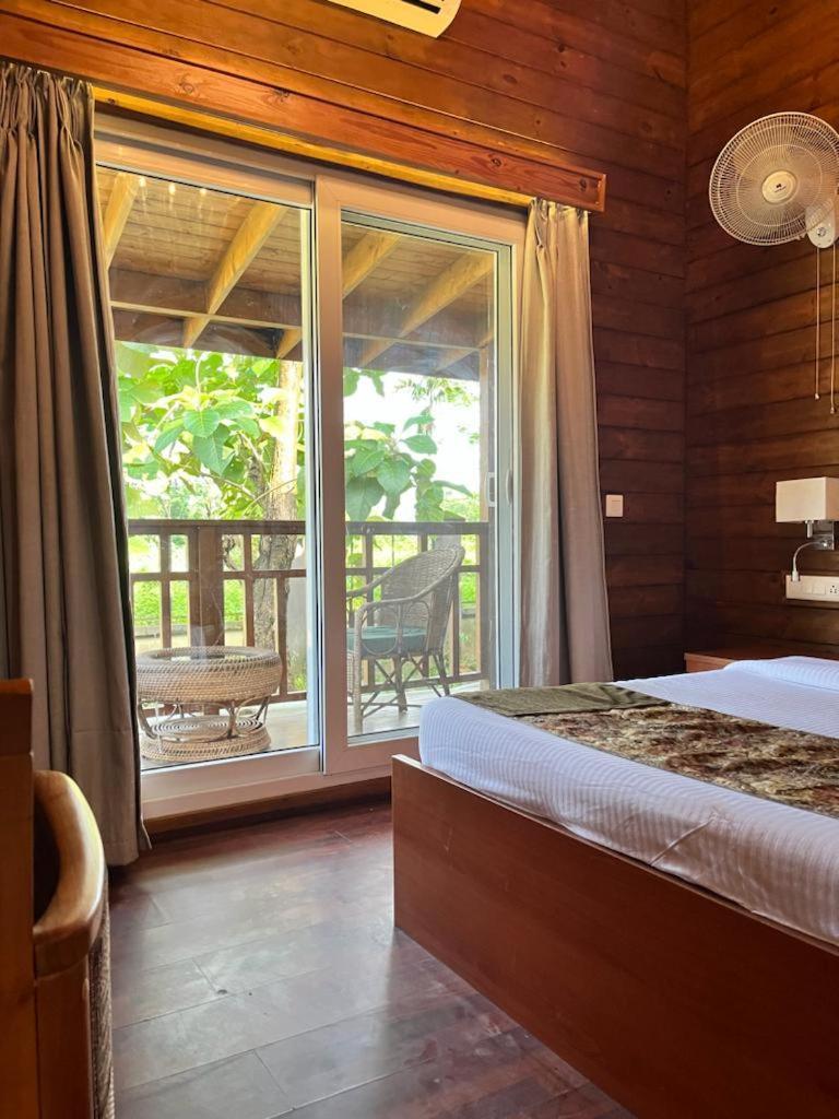 Jironi Resort Tezpur Εξωτερικό φωτογραφία